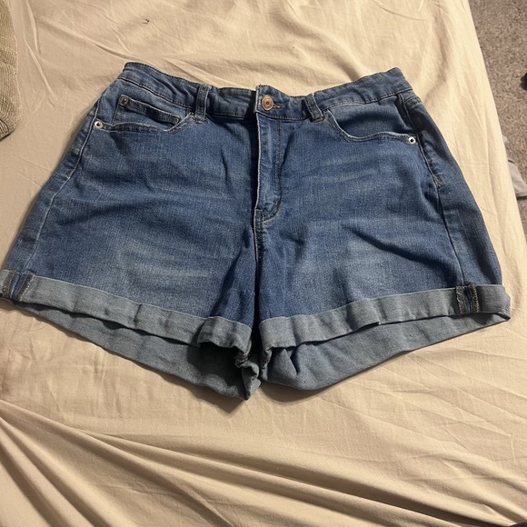 No Boundaries Pants - No Boundaries Womens Cuffed Jean Shorts Size‎ 15 Blue Hi Rise Stretch
